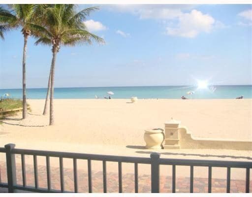 201 Van Buren St, Unit 102 in Hollywood, FL - Building Photo - Building Photo