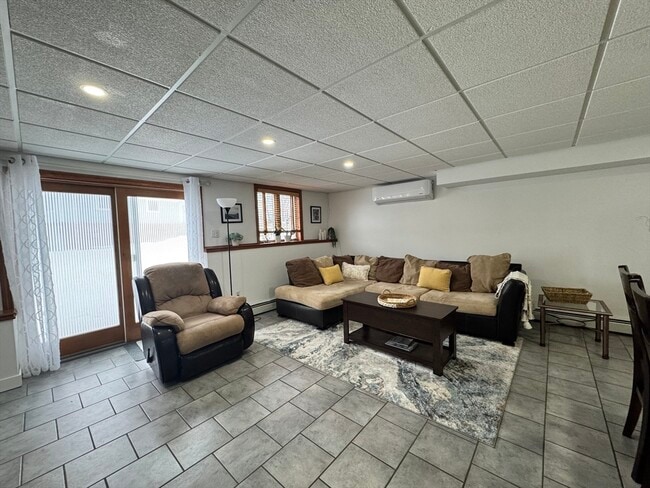 6 St Anthonys Ln in Gloucester, MA - Building Photo - Building Photo