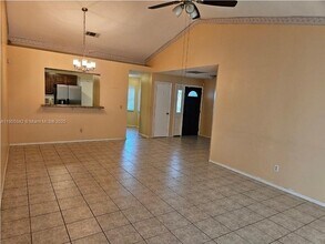 154 Sandalwood Dr in Kissimmee, FL - Building Photo - Building Photo