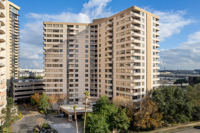 The Mark Condominiums in Houston, TX - Building Photo - Other