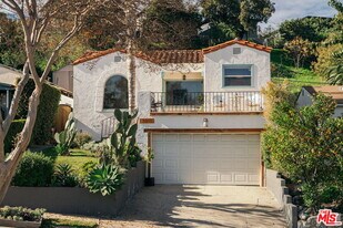 3311 Minto Ct in Los Angeles, CA - Building Photo