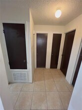 7101 Harbor Heights Cir in Orlando, FL - Building Photo - Building Photo