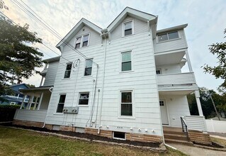 449 Stanley St in New Britain, CT - Building Photo - Building Photo