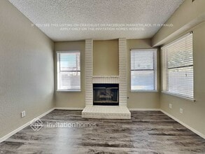 4901 Evergreen Glen Dr in Las Vegas, NV - Building Photo - Building Photo