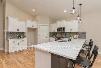 2125 Oxon St in Caldwell, ID - Building Photo - Building Photo