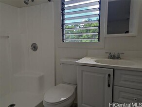 42-099-99 Old Kalanianaole Rd in Kailua, HI - Building Photo - Building Photo