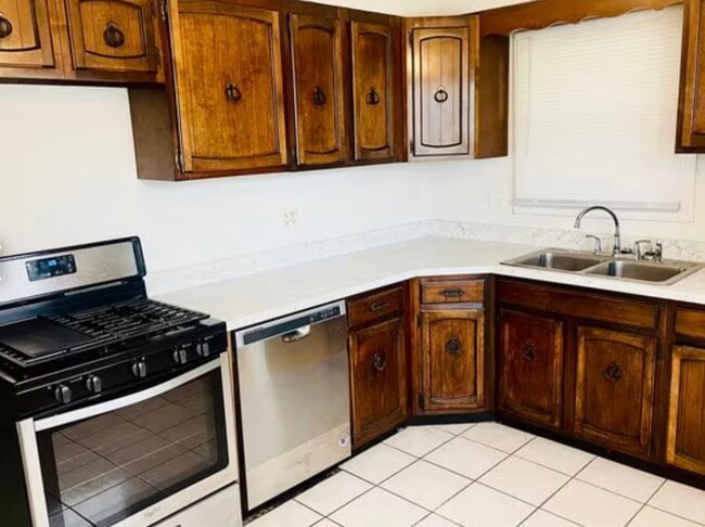 235 Tampa St in Park Forest, IL - Building Photo - Building Photo