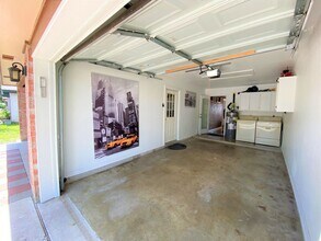 3321 Rosalva Ave in McAllen, TX - Building Photo - Building Photo