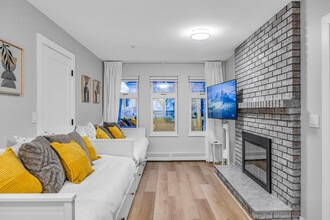 3373 E 44th Ave, Unit SI ID1273077P in Vancouver, BC - Building Photo - Building Photo