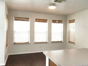 7408 Forest Edge in Live Oak, TX - Building Photo - Building Photo