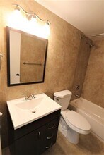 1878 NE 46th St, Unit C2 in Fort Lauderdale, FL - Building Photo - Building Photo