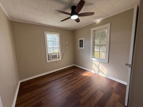 805 S McGown St in Rayne, LA - Building Photo - Building Photo