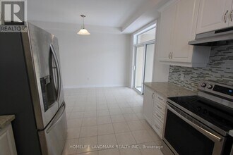 81 Grand Trunk Ave in Vaughan, ON - Building Photo - Building Photo