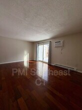 54 Rope Ferry Rd in Waterford, CT - Building Photo - Building Photo