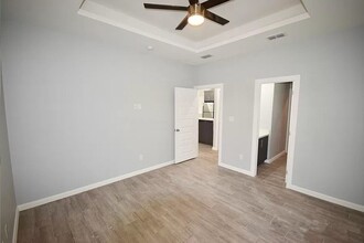 1412 S Iris St, Unit 2 in Pharr, TX - Building Photo - Building Photo