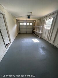 409 Springdale Dr - 10