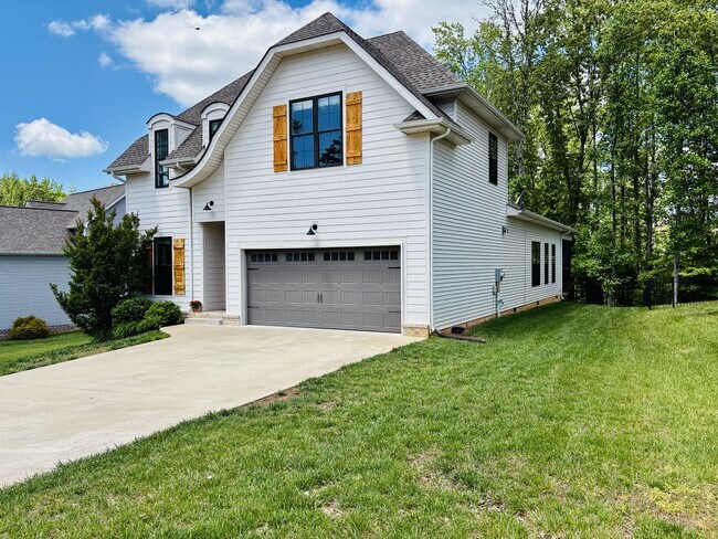 1268 Easthaven Dr in Clarksville, TN - Building Photo - Building Photo