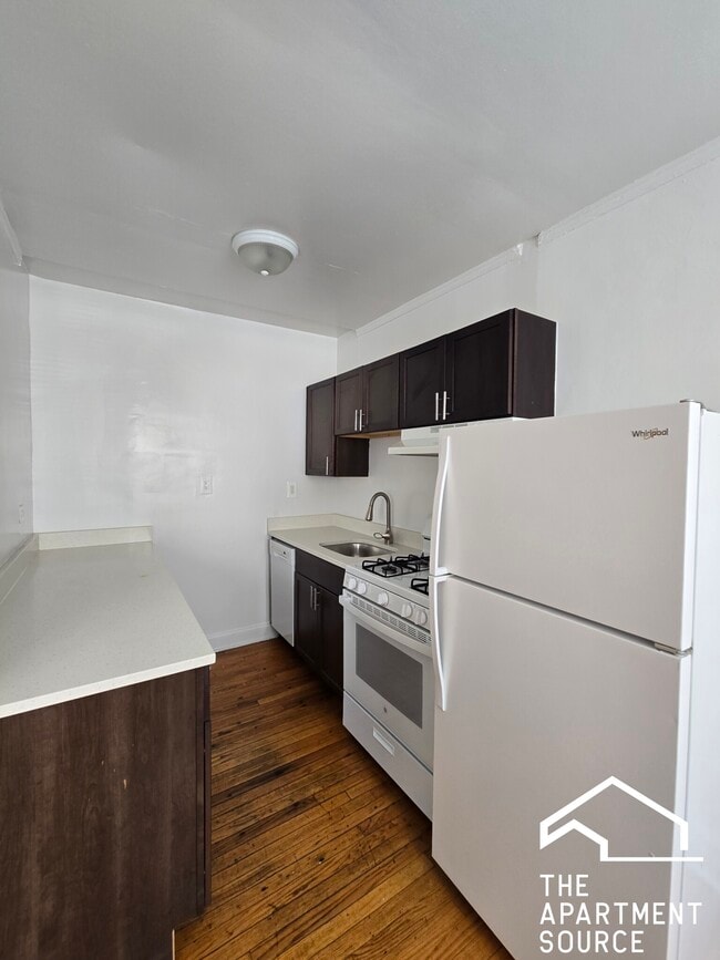 property at 1717 W North Shore Ave