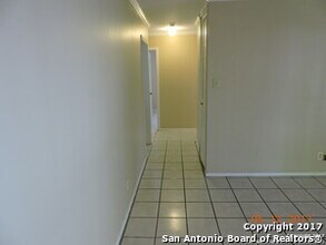 5319 Fair Ridge Dr in San Antonio, TX - Building Photo - Building Photo