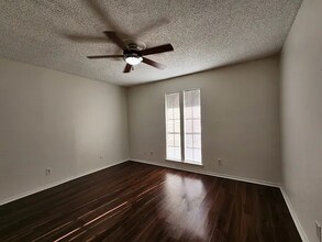 421 Cousins Ln in Arlington, TX - Building Photo - Building Photo