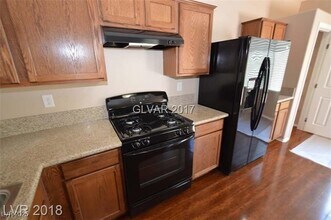 3757 Via Geneva in Henderson, NV - Foto de edificio - Building Photo