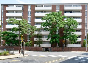 29 Concord Ave in Cambridge, MA - Building Photo