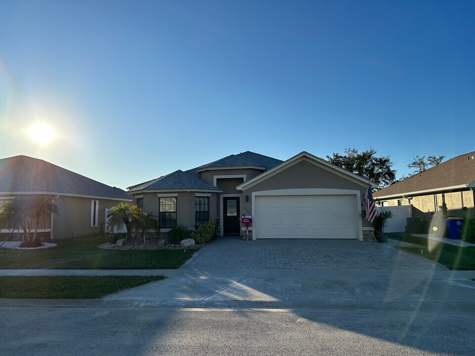 3702 Brantley Cir in Rockledge, FL - Building Photo