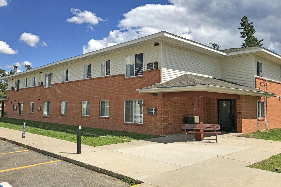 Ridgeway Court IV in Bemidji, MN - Building Photo