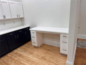 369 Dargan Pl SW in Atlanta, GA - Building Photo - Building Photo