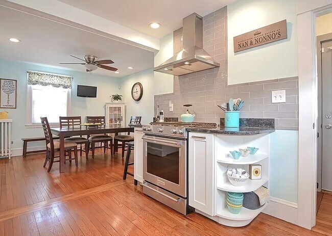 33 Harriet St, Unit 1 in Boston, MA - Building Photo - Building Photo