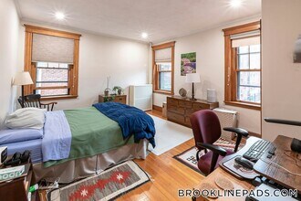 50 St Paul St in Brookline, MA - Building Photo - Building Photo