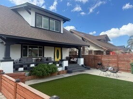 1226 W Vernon Ave in Los Angeles, CA - Building Photo