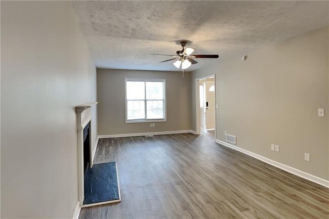 2733 Ashbury Point Ln in Marietta, GA - Building Photo - Building Photo