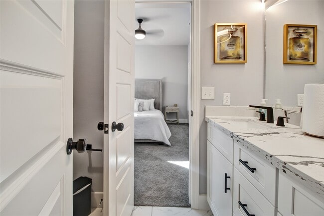 property at 811 Paul Quinn St