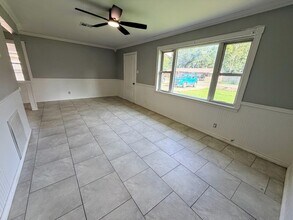 801 Sundale Dr in Lake Charles, LA - Building Photo - Building Photo