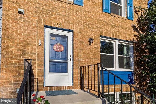 5341 Harbor Ct Dr in Alexandria, VA - Building Photo - Building Photo