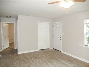 1901 Crosby Ct in Tallahassee, FL - Building Photo - Building Photo