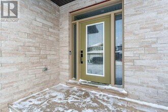 886 Sendero Wy in Ottawa, ON - Building Photo - Building Photo