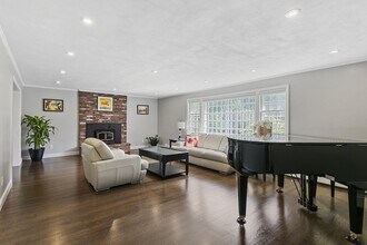 20 Bakers Hill Rd in Weston, MA - Building Photo - Building Photo