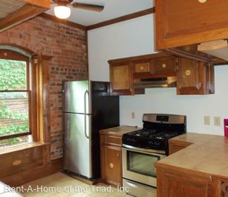 602 S Elm St in Greensboro, NC - Building Photo - Building Photo