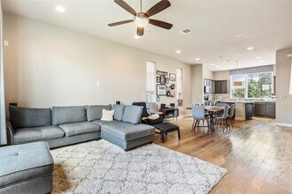 1416 Waterloo Shore Ln in Austin, TX - Building Photo - Building Photo