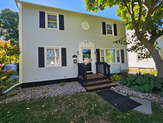 71 Medfield Dr in Rochester, NY - Building Photo - Building Photo