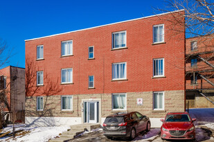 75 Camille St in Lachine, QC - Building Photo