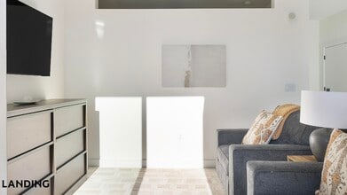 1007 S Mint St in Charlotte, NC - Building Photo - Building Photo