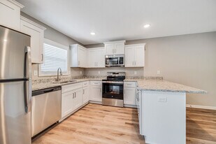 601 W Mason St in Odessa, MO - Building Photo