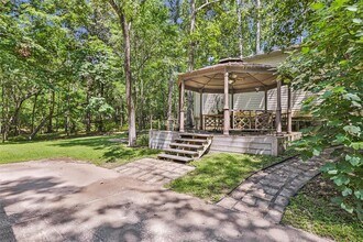 70 Fern View Ct in Coldspring, TX - Building Photo - Building Photo