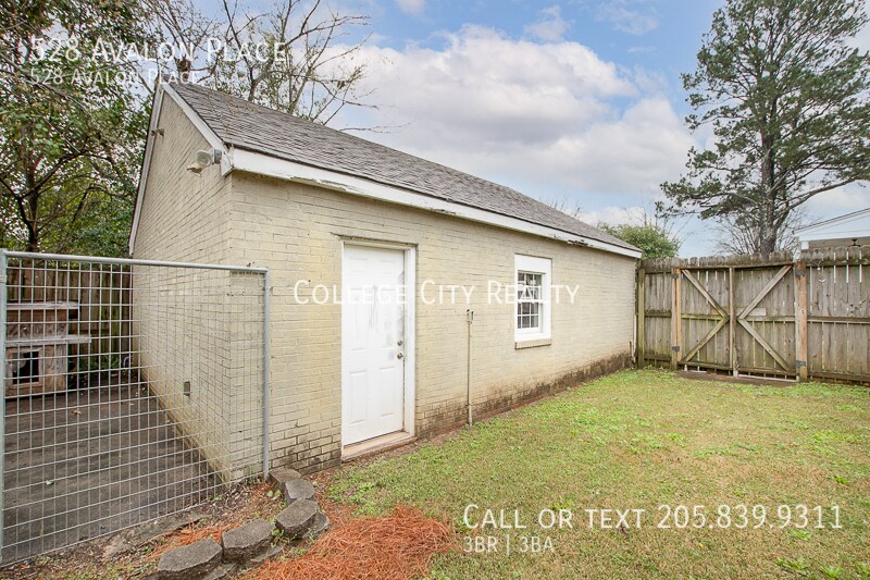 528 Avalon Pl in Tuscaloosa, AL - Building Photo