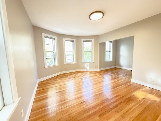 36 Myrtle Ave in Cambridge, MA - Building Photo - Building Photo