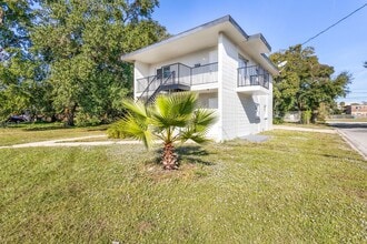 901 Colyer St in Orlando, FL - Foto de edificio - Building Photo