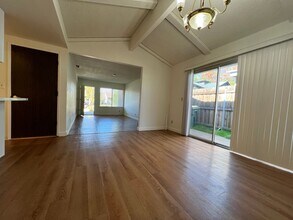 1208 Wayland Ave in Sacramento, CA - Building Photo - Building Photo